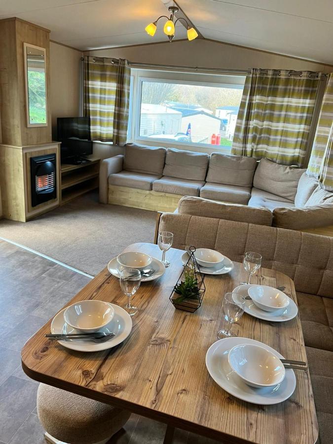 Blackpool Caravan In Haven Marton Mere Holiday Park Экстерьер фото